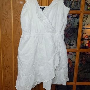Mini dress white brand express sz large good condition  cocktail party dress
